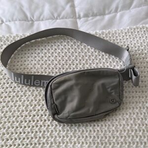 lululemon athletica Silver Belt Bag